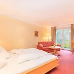 Hotel Fischerwirt Waldspa Faistenau