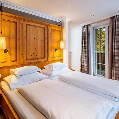 Hotel Fischerwirt Waldspa Faistenau