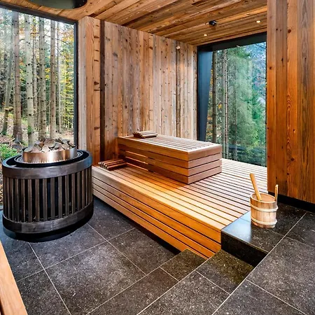 Hotel Fischerwirt Natur Waldspa Faistenau