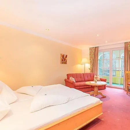 Hotel Fischerwirt Waldspa Faistenau