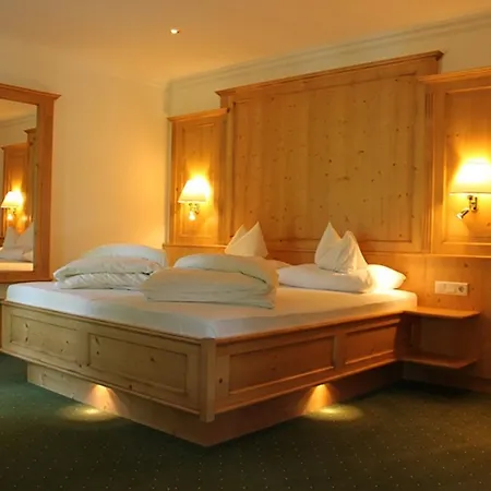 Hotel Fischerwirt Waldspa Faistenau