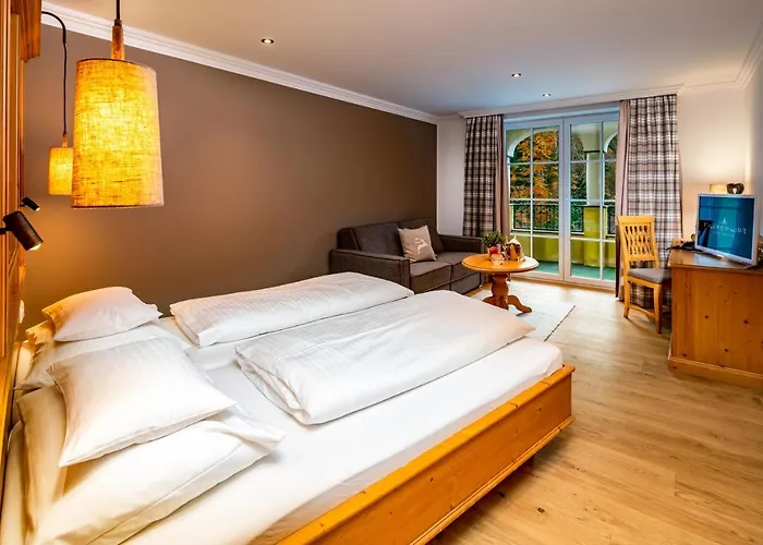 Hotel Fischerwirt Natur Waldspa Faistenau